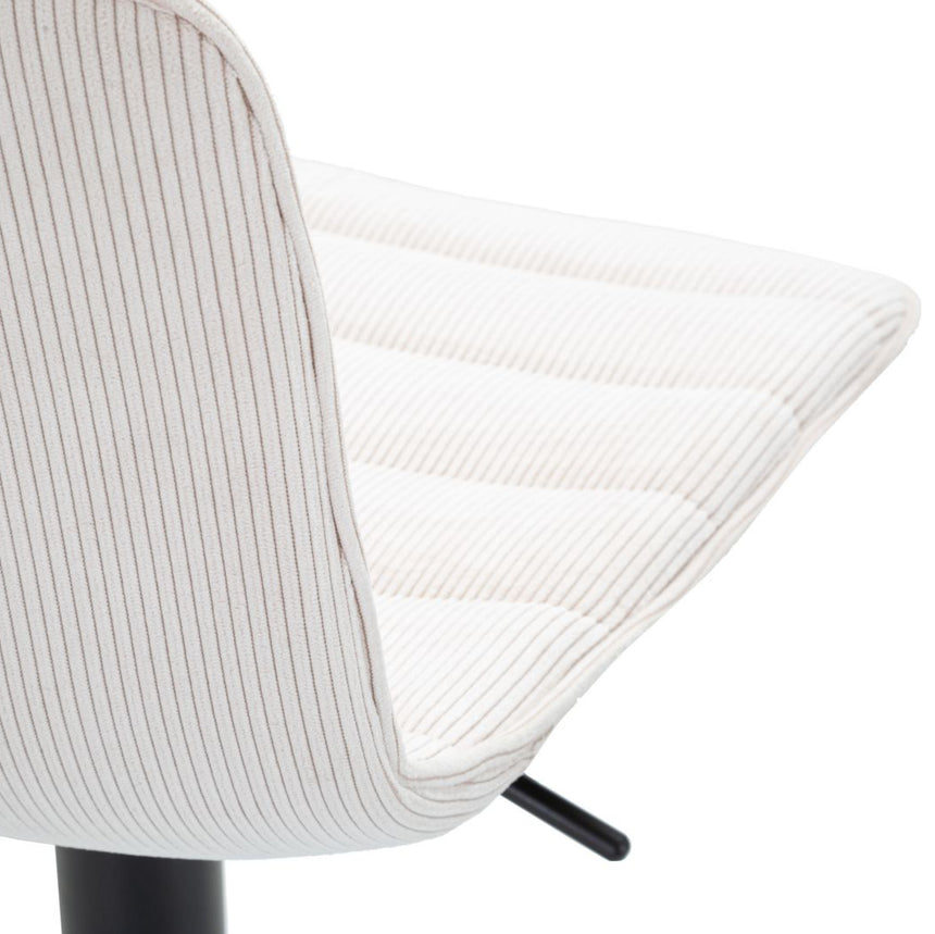 High kordbársony bárszék szettben