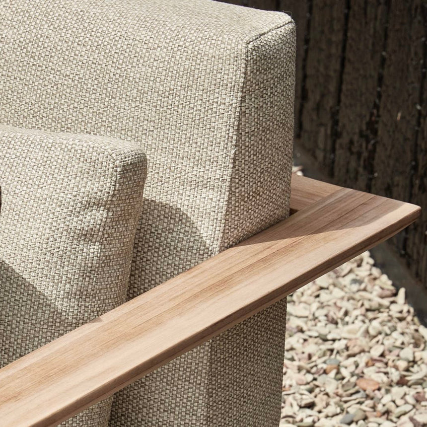 St Lucia fa kerti kanapé jobbos