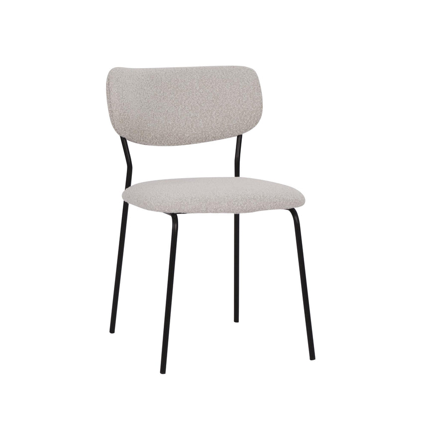 Leah étkezőszék – Off White kárpitozás, fekete lábakkal