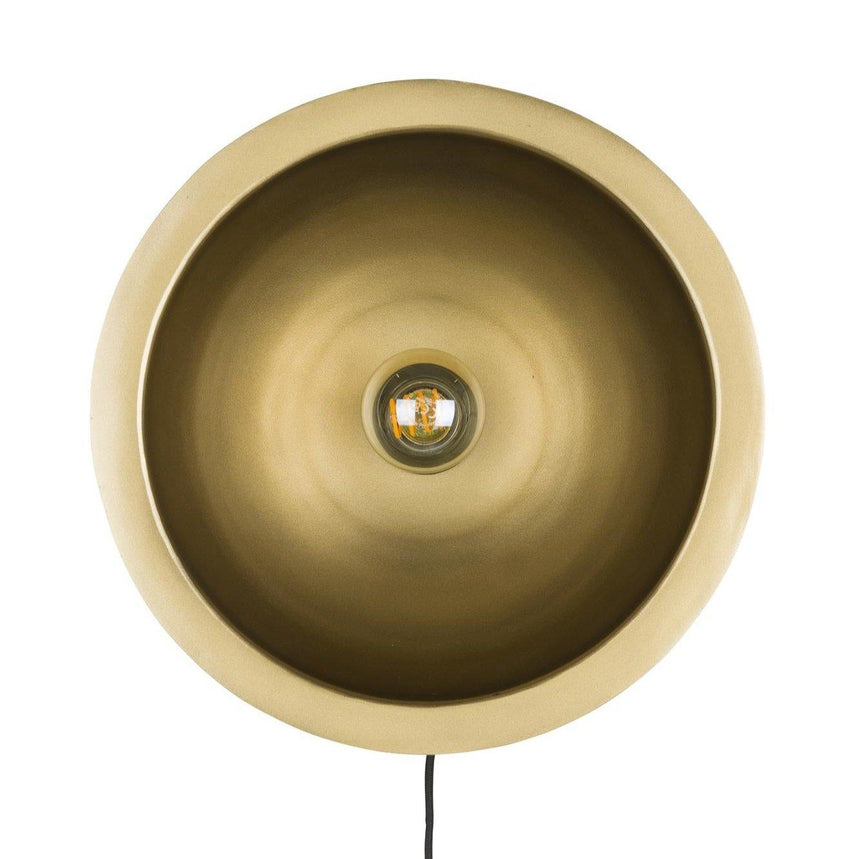 Sunny metal wall lamp