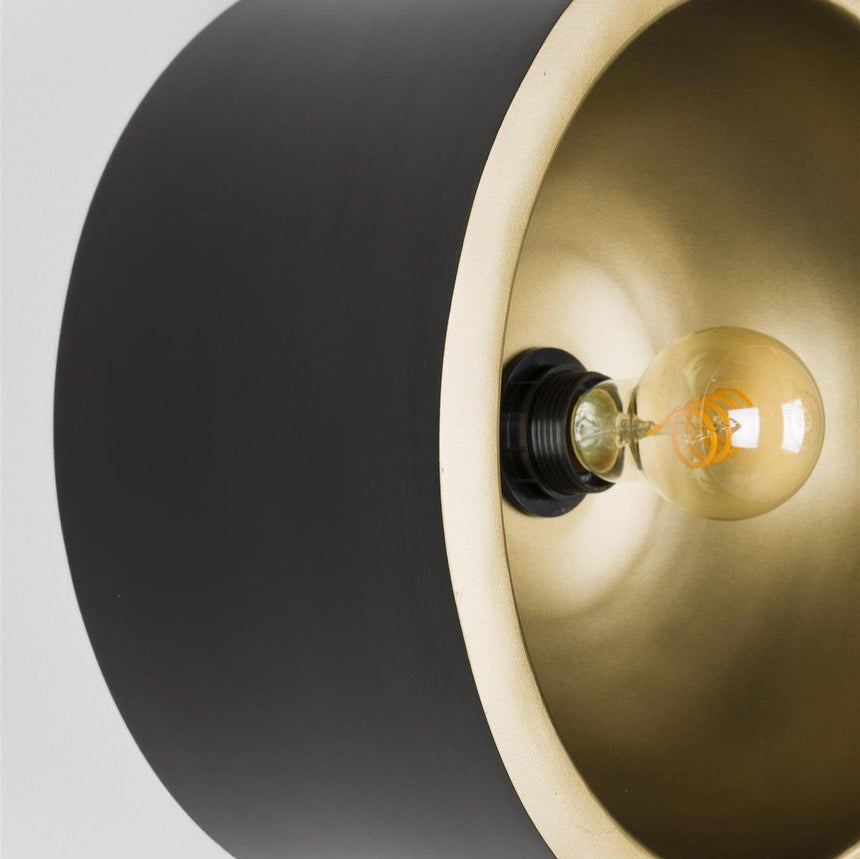 Sunny metal wall lamp