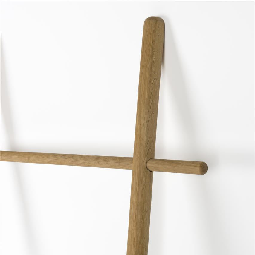 Jhon fa ruha állvány