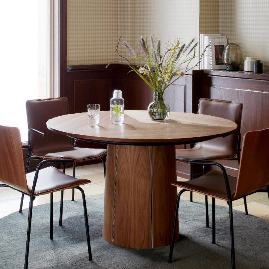 Kilt garden coffee table