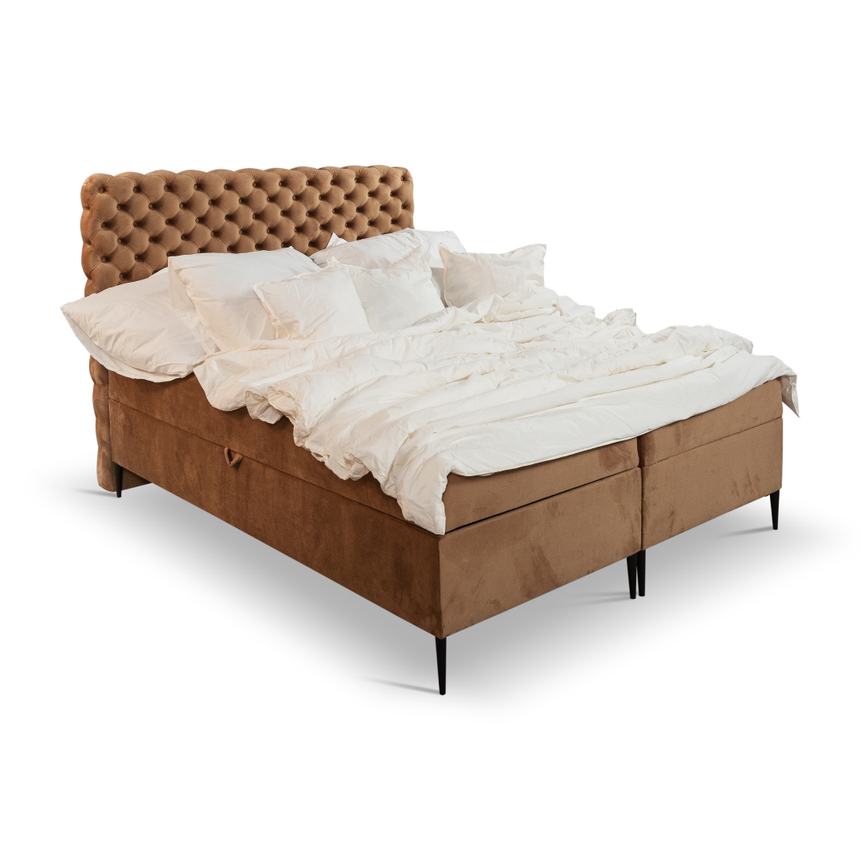 Nel double bed