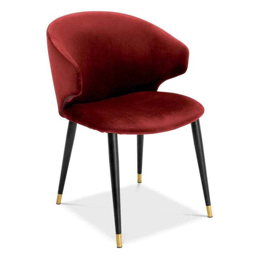 Volante karfás bársony szék