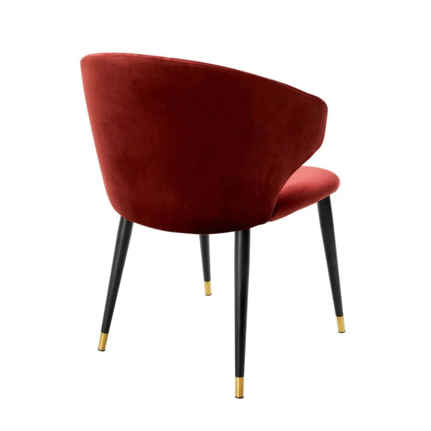 Volante karfás bársony szék