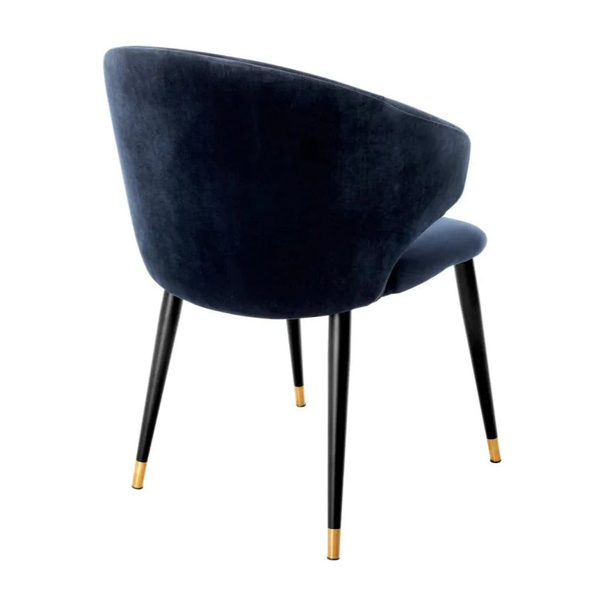 Volante karfás bársony szék