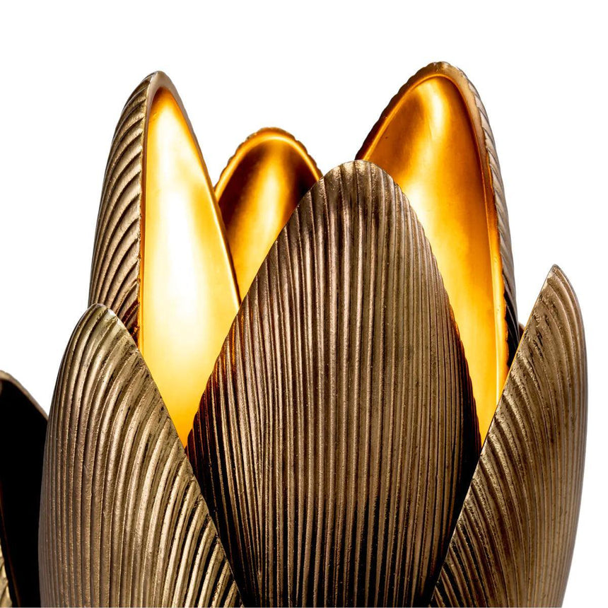 Blossom metal table lamp