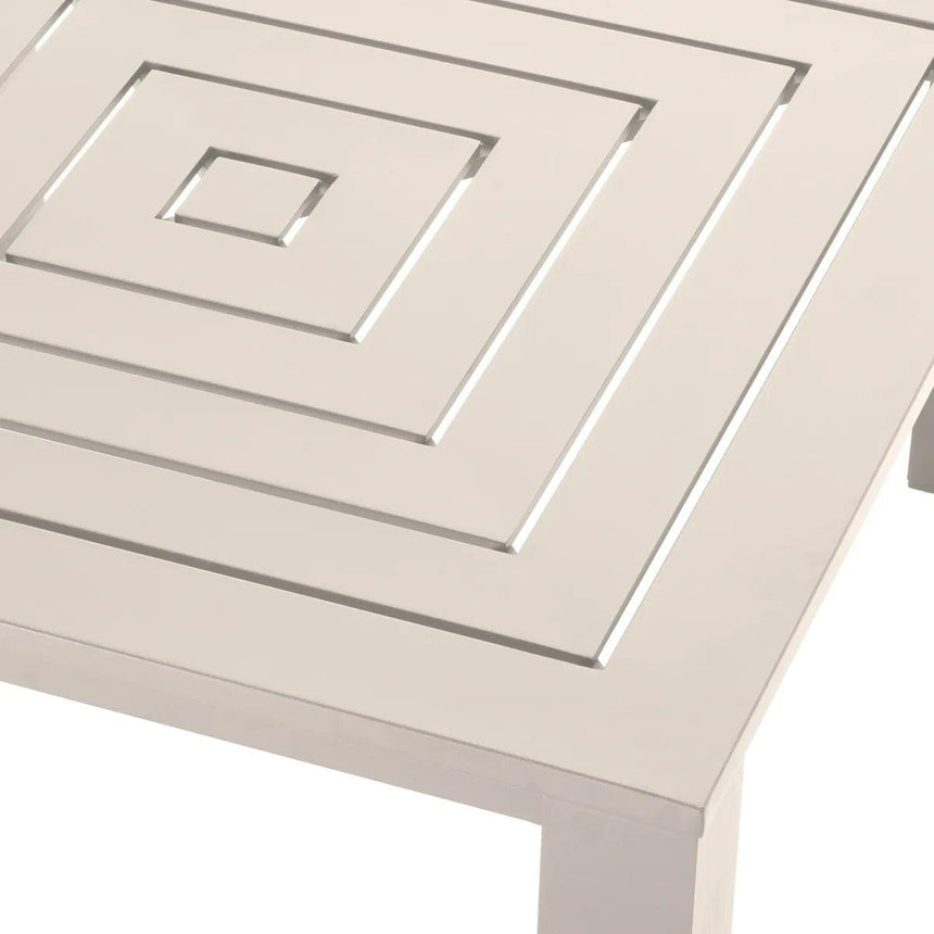 Vistamar metal garden coffee table