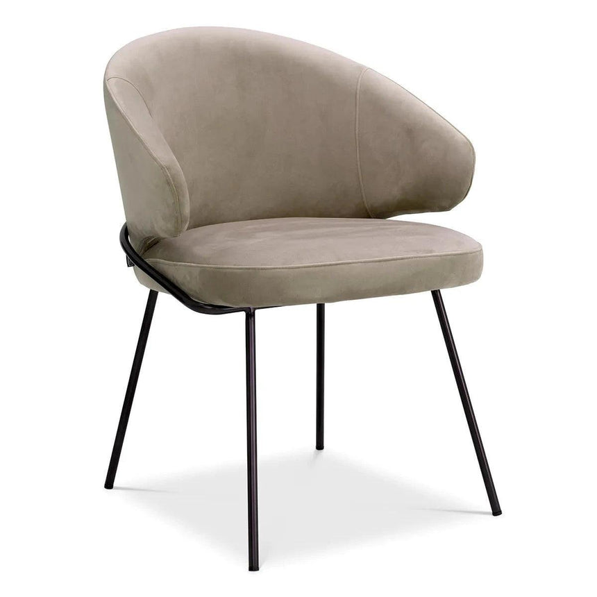 Kinley velvet chair with black legs