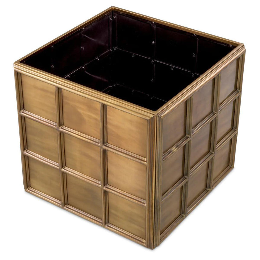 Grid metal flower pot medium