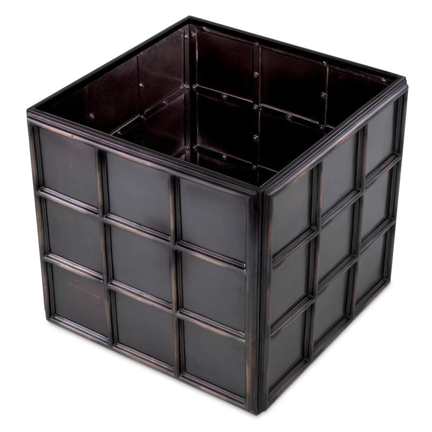 Grid metal flower pot medium