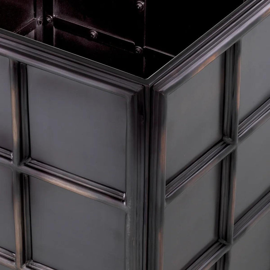 Grid metal flower pot medium