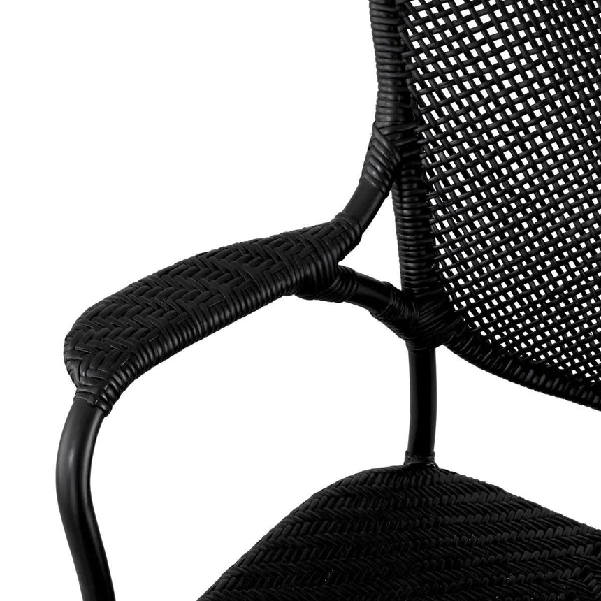 Colony rattan chair with armrests
