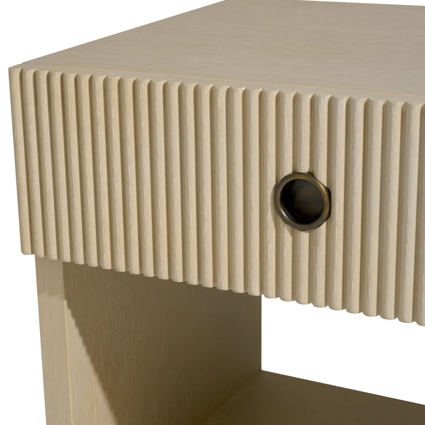 Dimitrios fa éjjeliszekrény