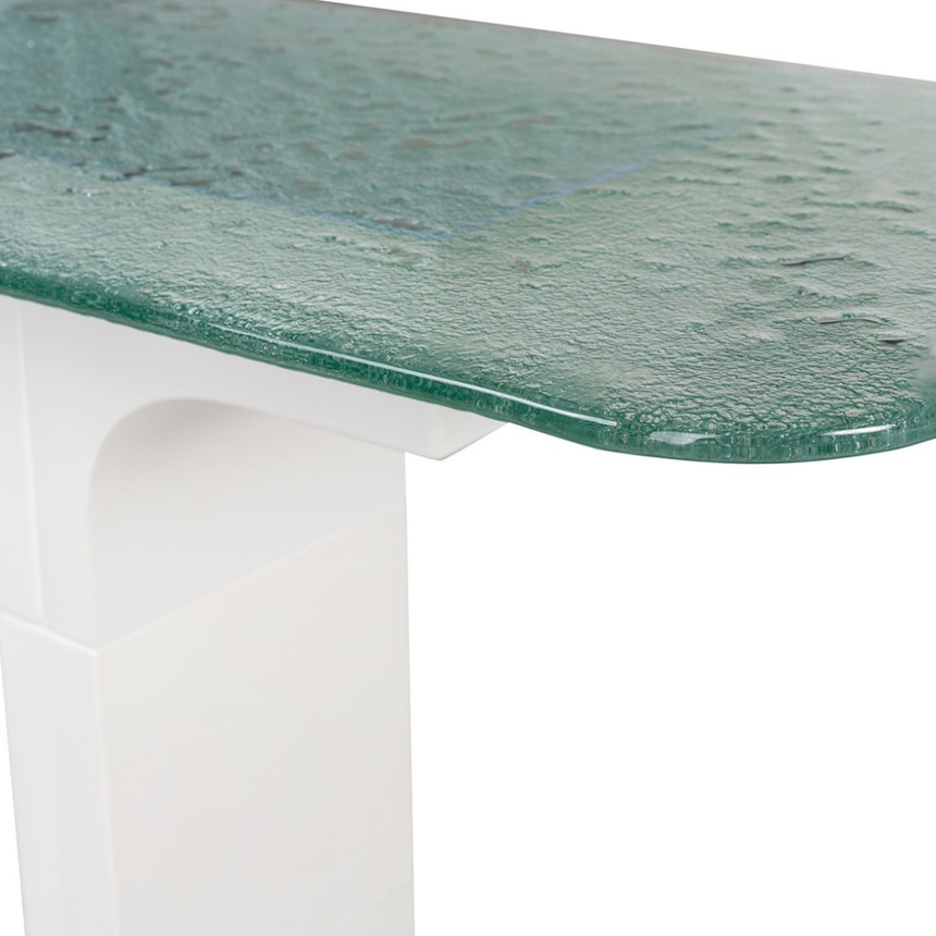 Hyllie concrete storage table