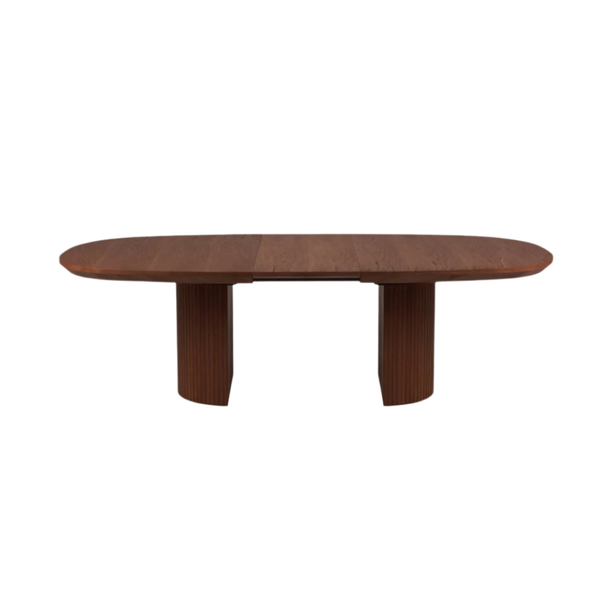 Nido extendable wooden dining table with dark brown legs