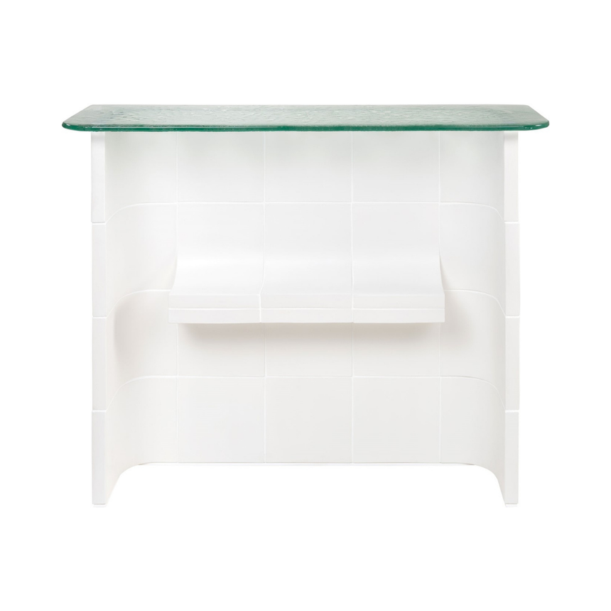 Hyllie concrete storage table