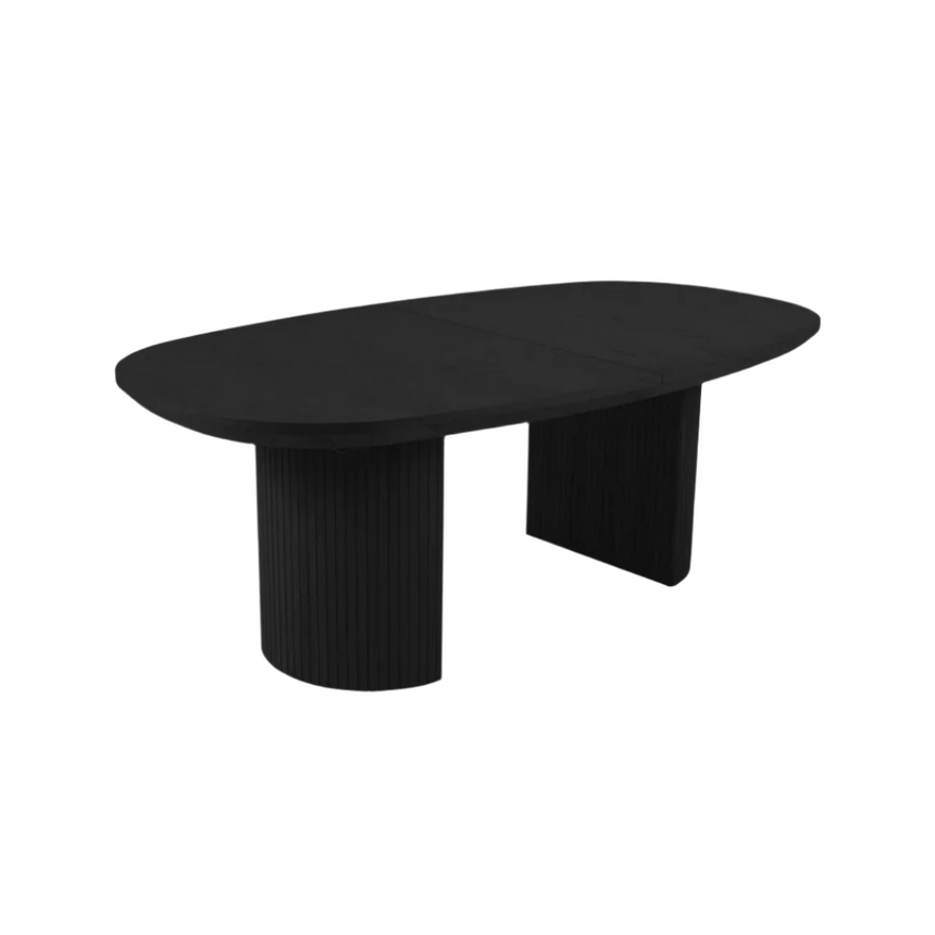 Nido extendable wooden dining table with black legs
