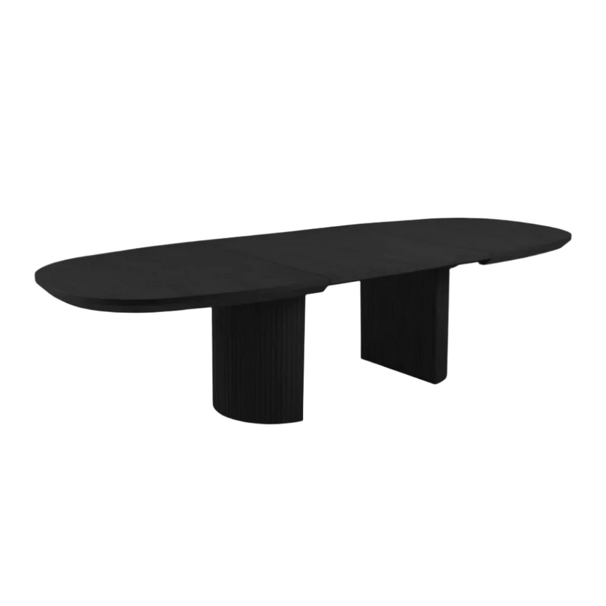 Nido extendable wooden dining table with black legs