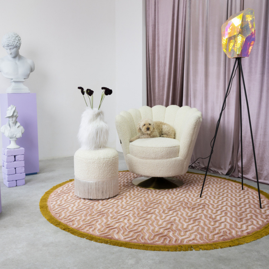 Mother Of All Shells teddy forgó fotel