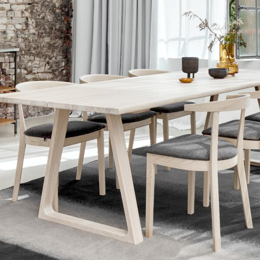 Kilt garden coffee table