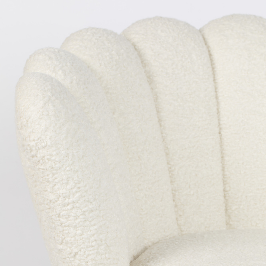 Mother Of All Shells teddy forgó fotel