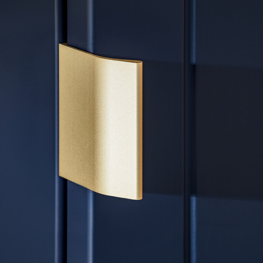 Baggy woven chenille pouf