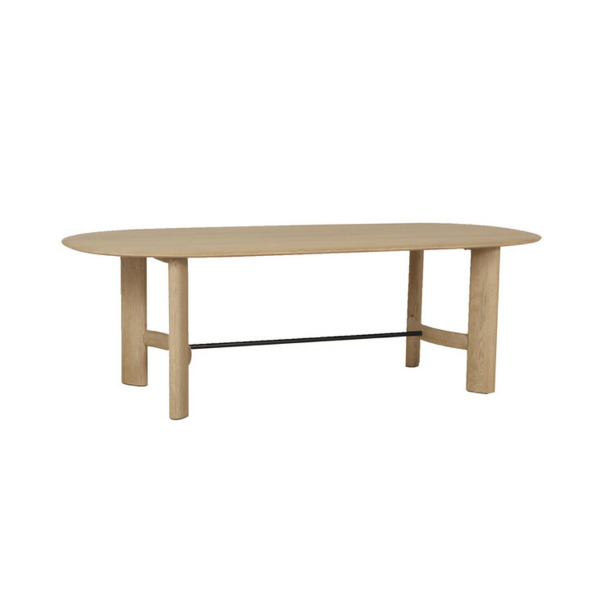 Sumaka fa étkezőasztal