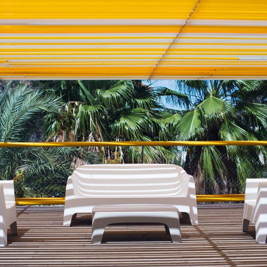 Solid PP kerti kanapé