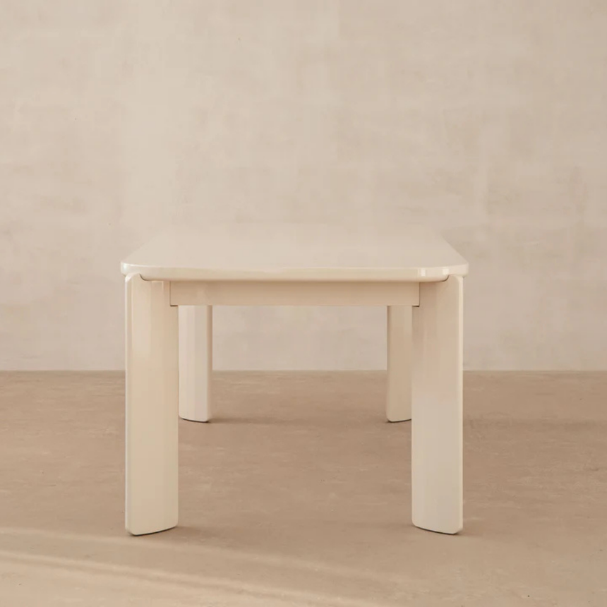 Gabana fa étkezőasztal