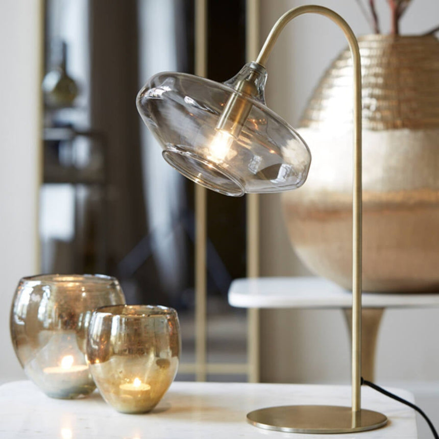 Solna fém asztali lámpa
