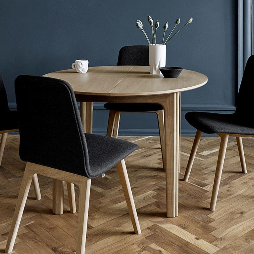 Skovby 111 bővíthető étkezőasztal