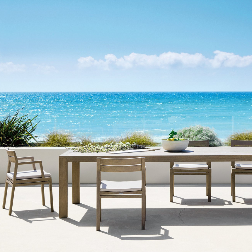 Kilt garden coffee table