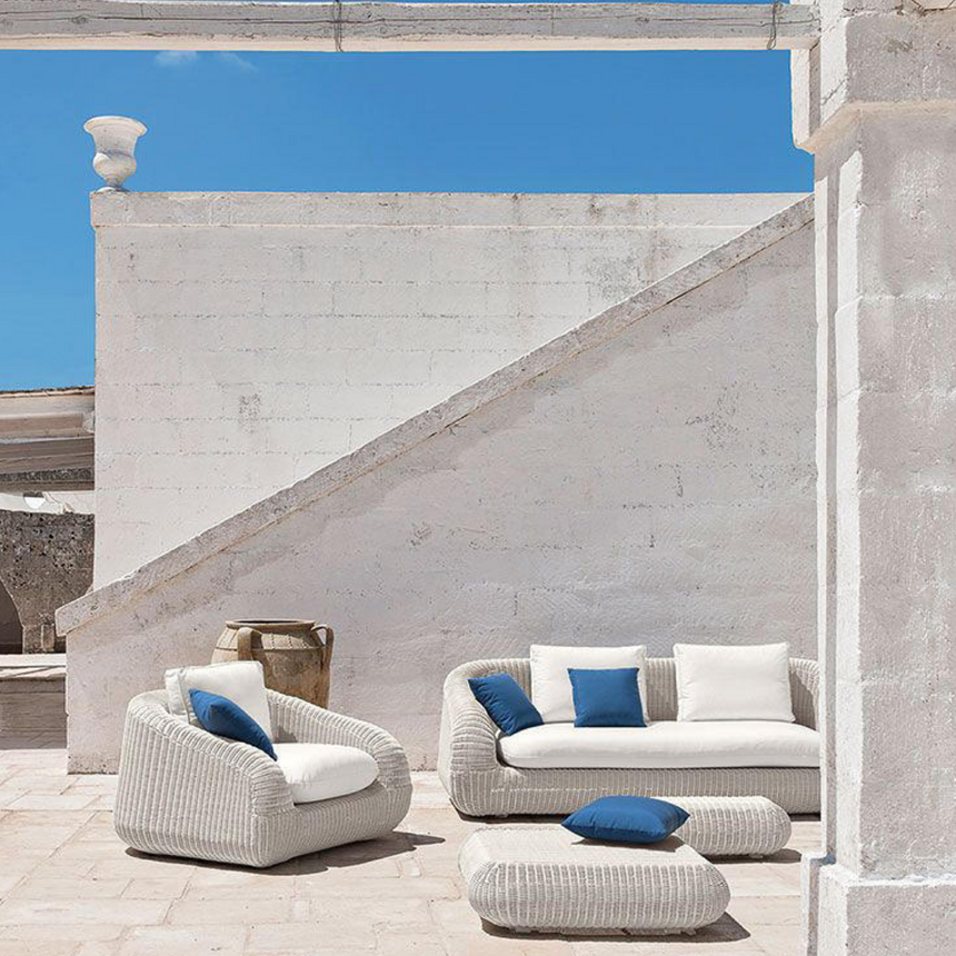 Kilt garden coffee table