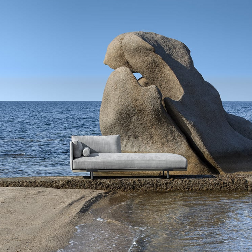 Kilt garden coffee table