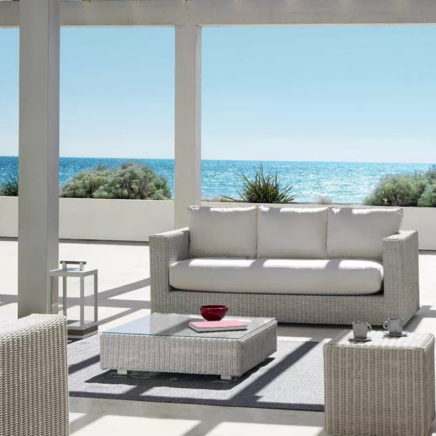 Kilt garden coffee table