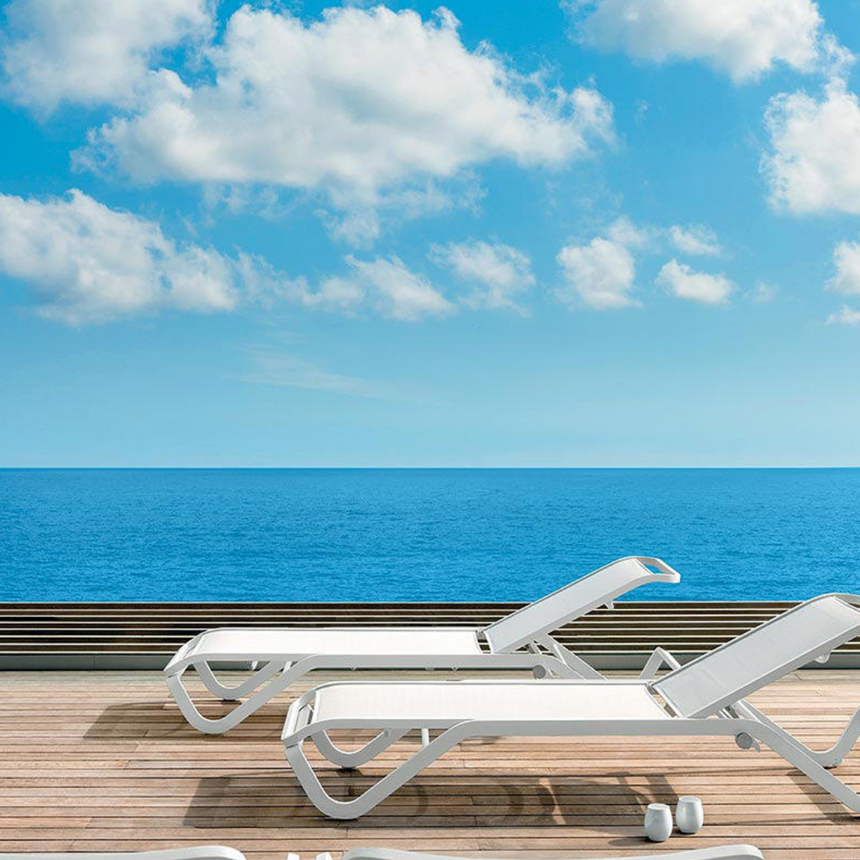 Kilt garden coffee table