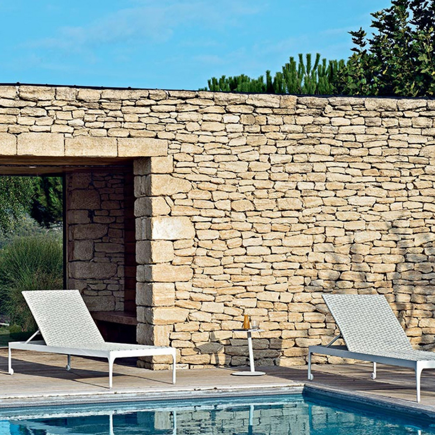 Kilt garden coffee table