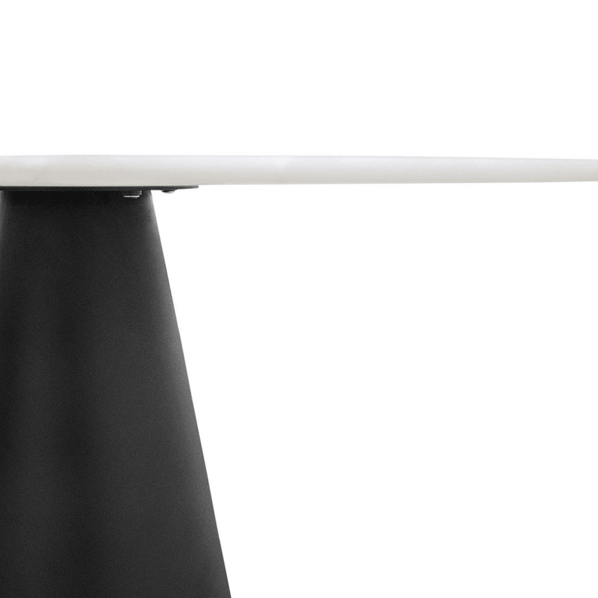 Cone marble dining table Ø150