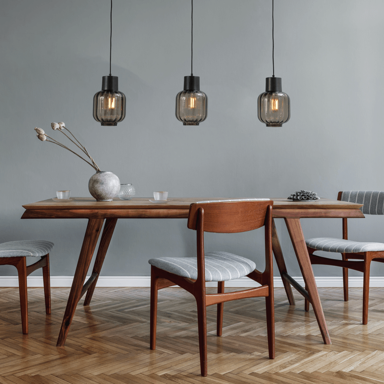 Lett Rib üveg függőlámpa fekete foglalattal