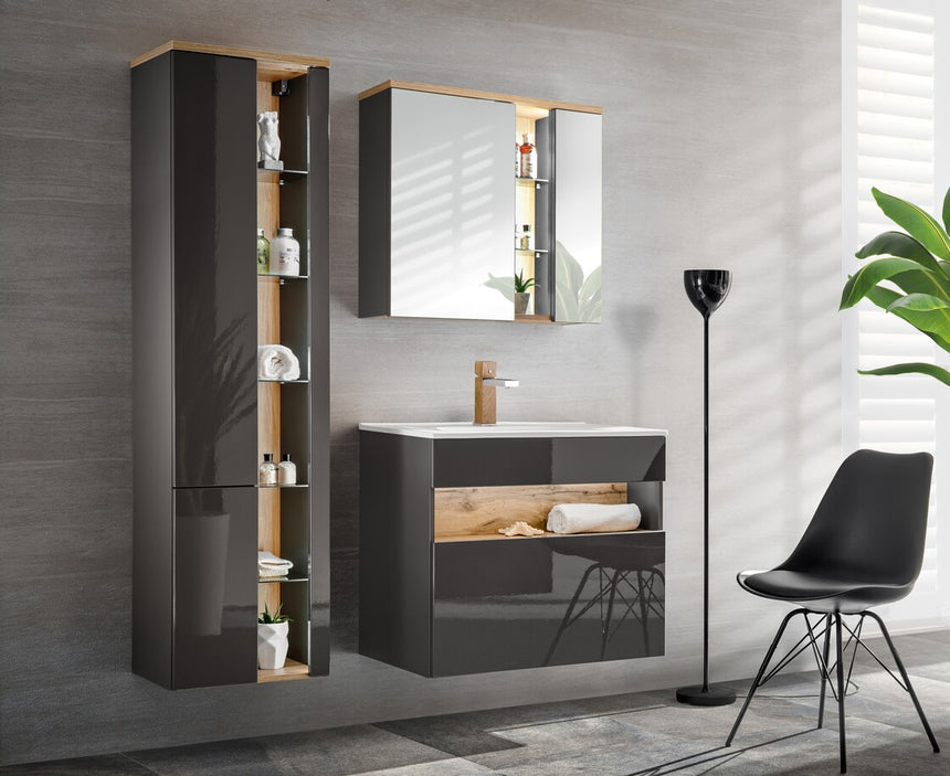 Baggy woven chenille pouf