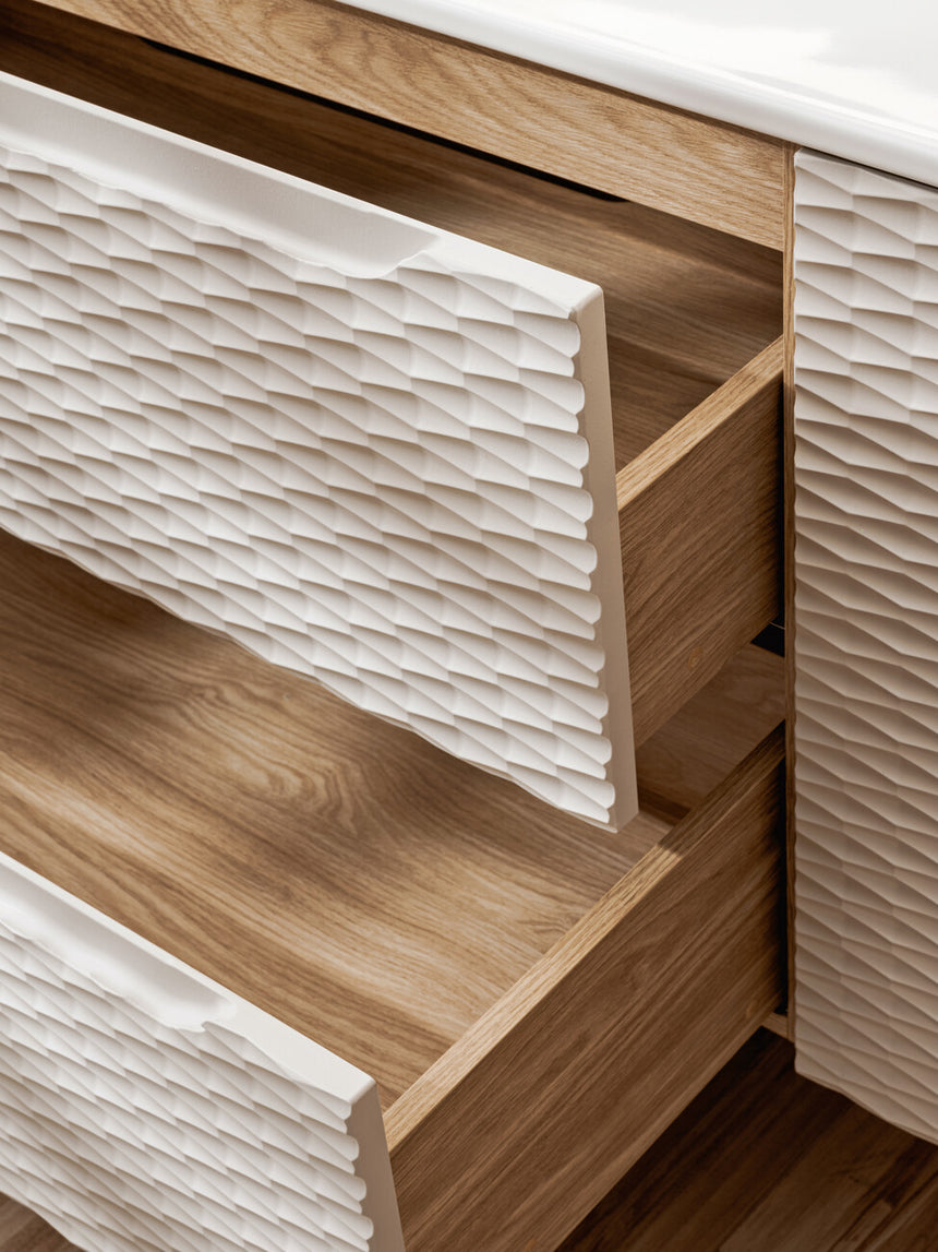 Baggy woven chenille pouf