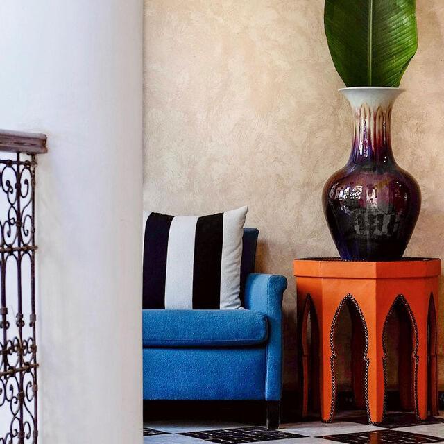 Crazy Curved Top porcelain vase