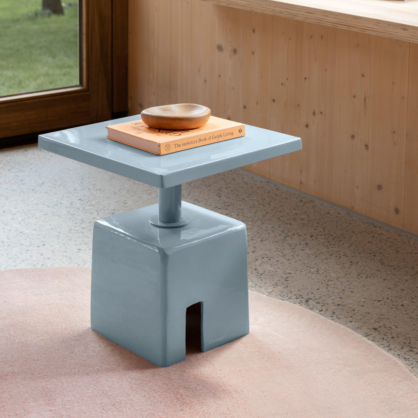 Chubby metal storage table