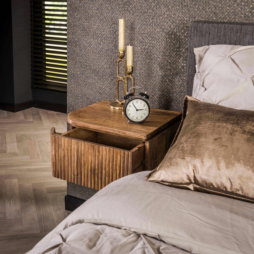 Zistra 219 fa fali éjjeliszekrény szettben