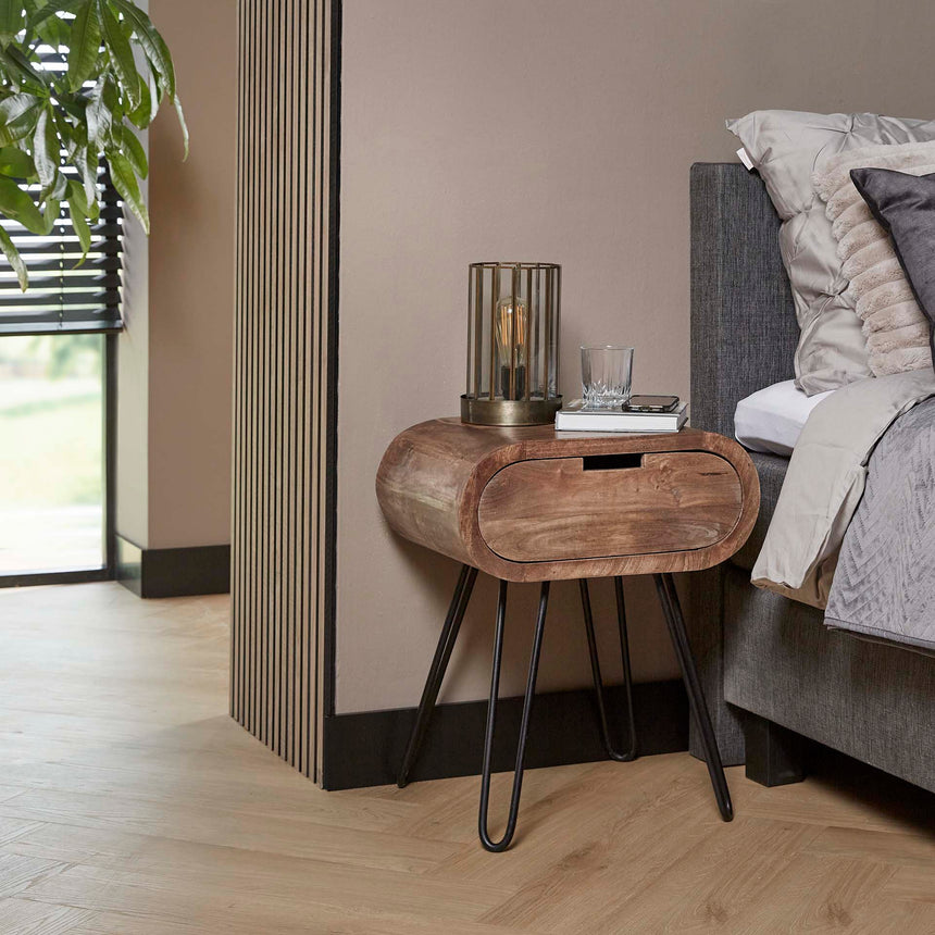 Zistra 227 fa éjjeliszekrény