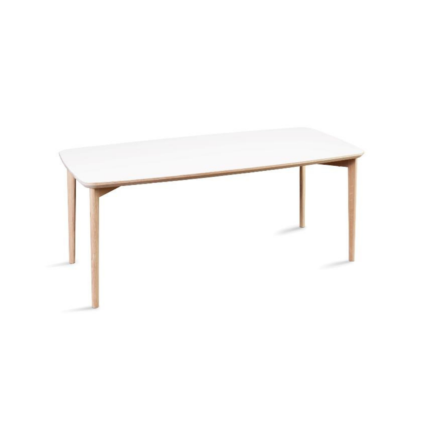 Kilt garden coffee table