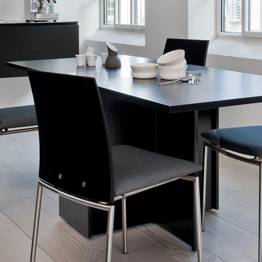 Skovby 101 bővíthető étkezőasztal