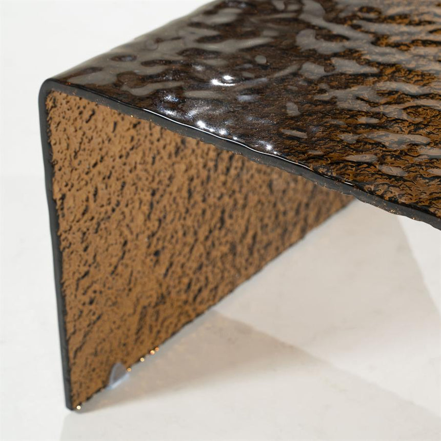 Spatter metal storage table